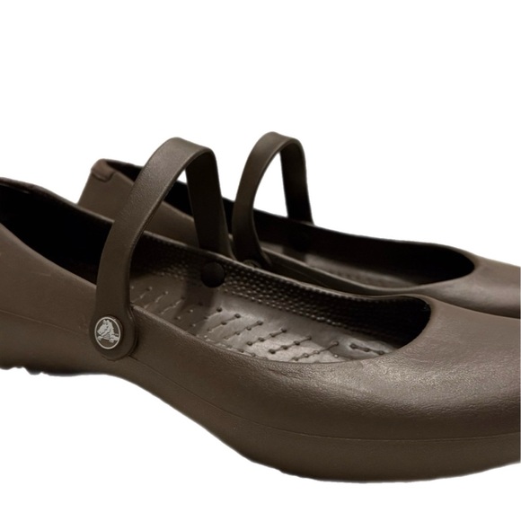 CROCS Women's Brown Alice Work Flats - Picture 1 of 6
